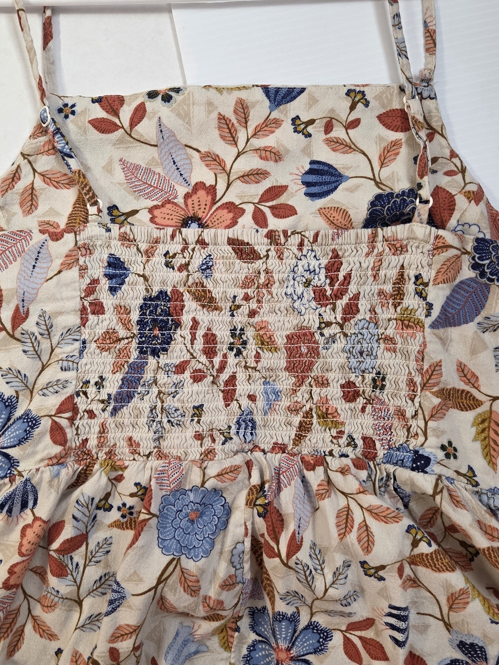 Old Navy Floral Spaghetti-Strap Maxi Dress in Cream and Multi - Picture 5 of 7